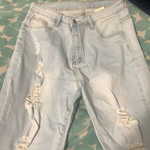Light Wash Ripped Skinny Jeans